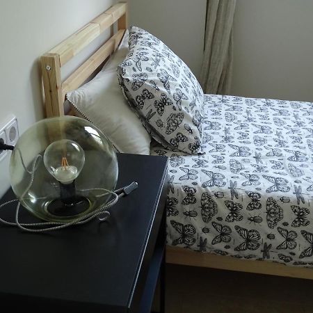 Apartamento Piscina Viena Roses Bagian luar foto