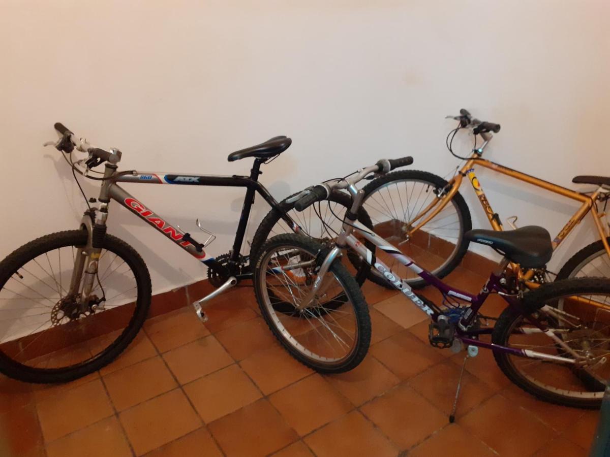 Apartamento Piscina Viena Roses Bagian luar foto