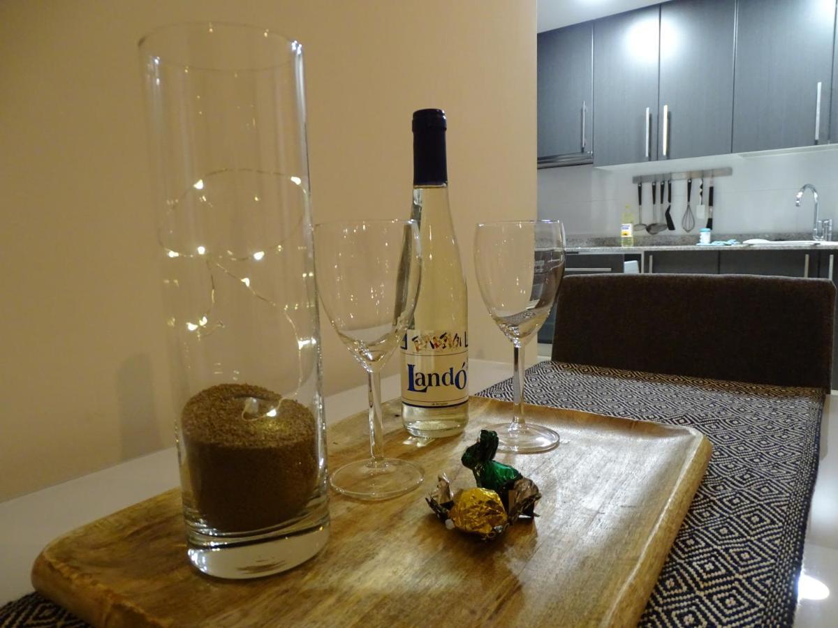 Apartamento Piscina Viena Roses Bagian luar foto