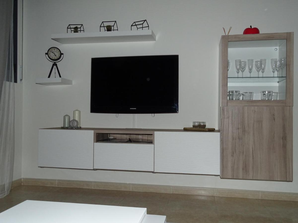 Apartamento Piscina Viena Roses Bagian luar foto