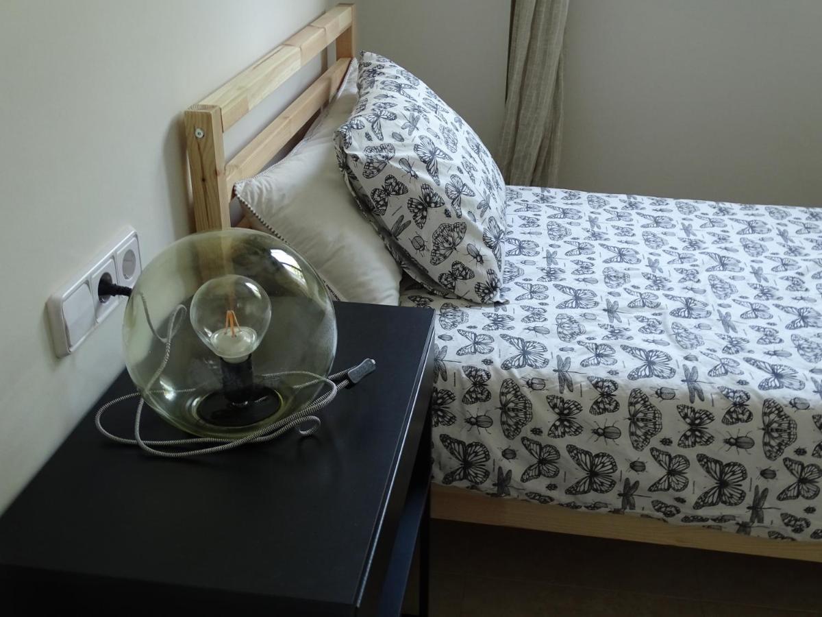Apartamento Piscina Viena Roses Bagian luar foto