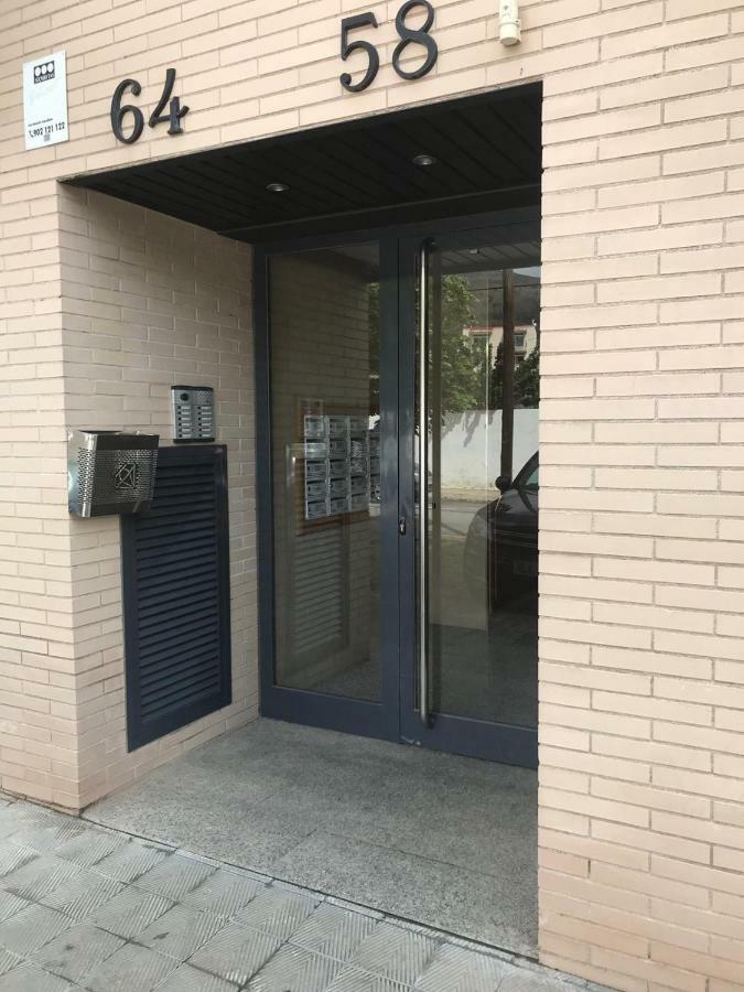 Apartamento Piscina Viena Roses Bagian luar foto