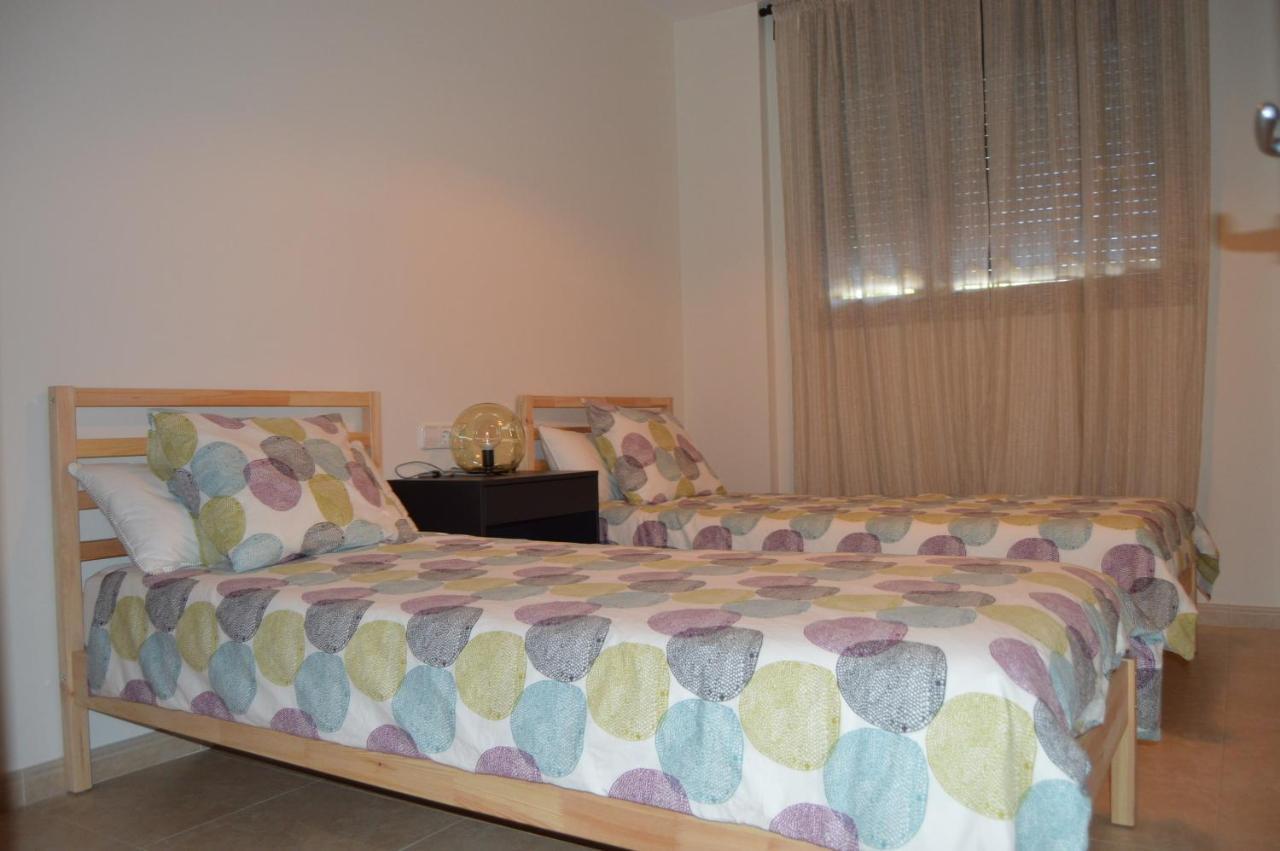 Apartamento Piscina Viena Roses Bagian luar foto